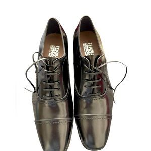 Men’s Salvatore Ferragamo lace up loafers Sz 9.5 D